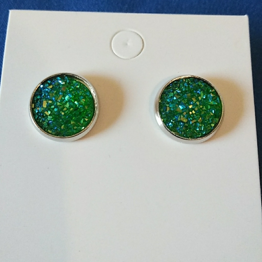 Handmade silver green stud earrings